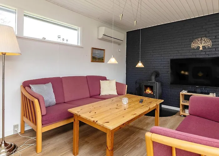 7 Person In Hals-by Traum Feriehus *